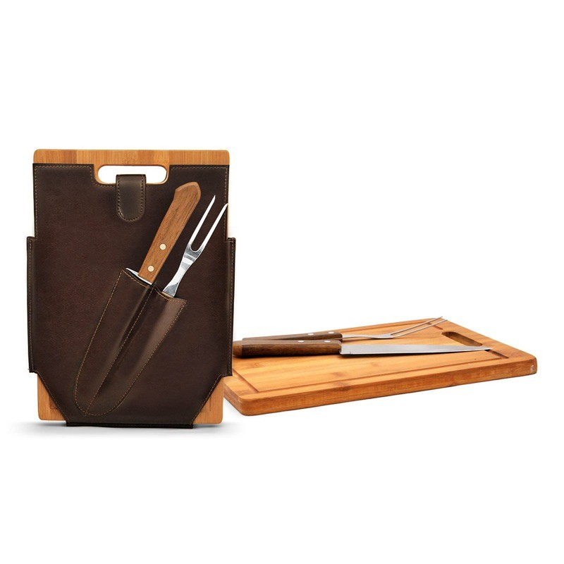 Set Parrillero (Pincho, cuchilla, naipes, tabla de bamboo) con funda de cuero